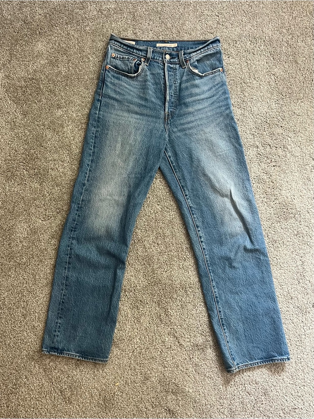 Levi’s Ribcage Straight Ankle Jeans